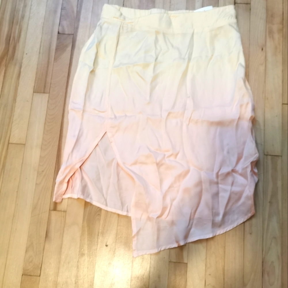 Yfb ombre  satin skirt size S